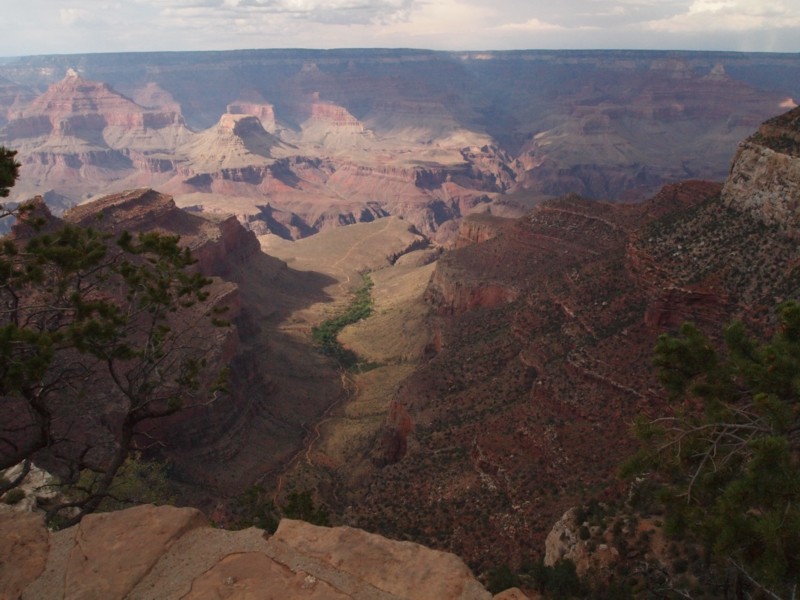 Trail to Plateau Point