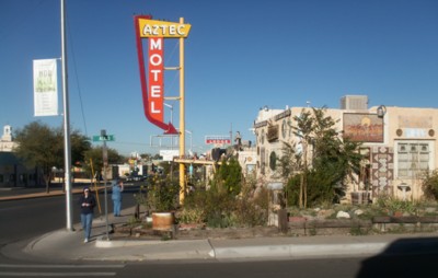 Aztec Motel